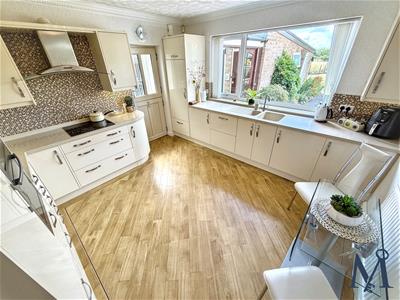 Kitchen Breakfast Room